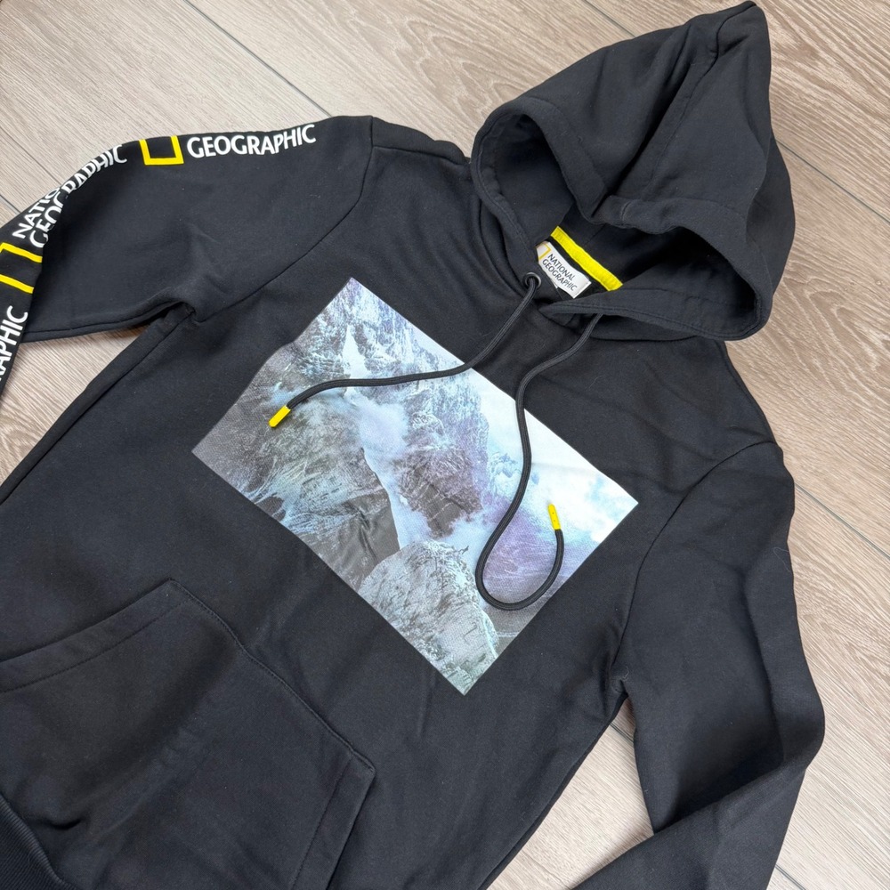 National Geographic Bershka Mens Hoodie Graphic Mountain Print Black XS